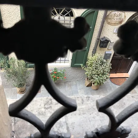 Oda ve Kahvaltı Mentorer&b 3*